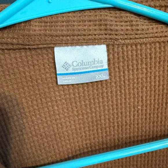 Columbia Carmel Waffle Button Down Shirt - Picture 3 of 4